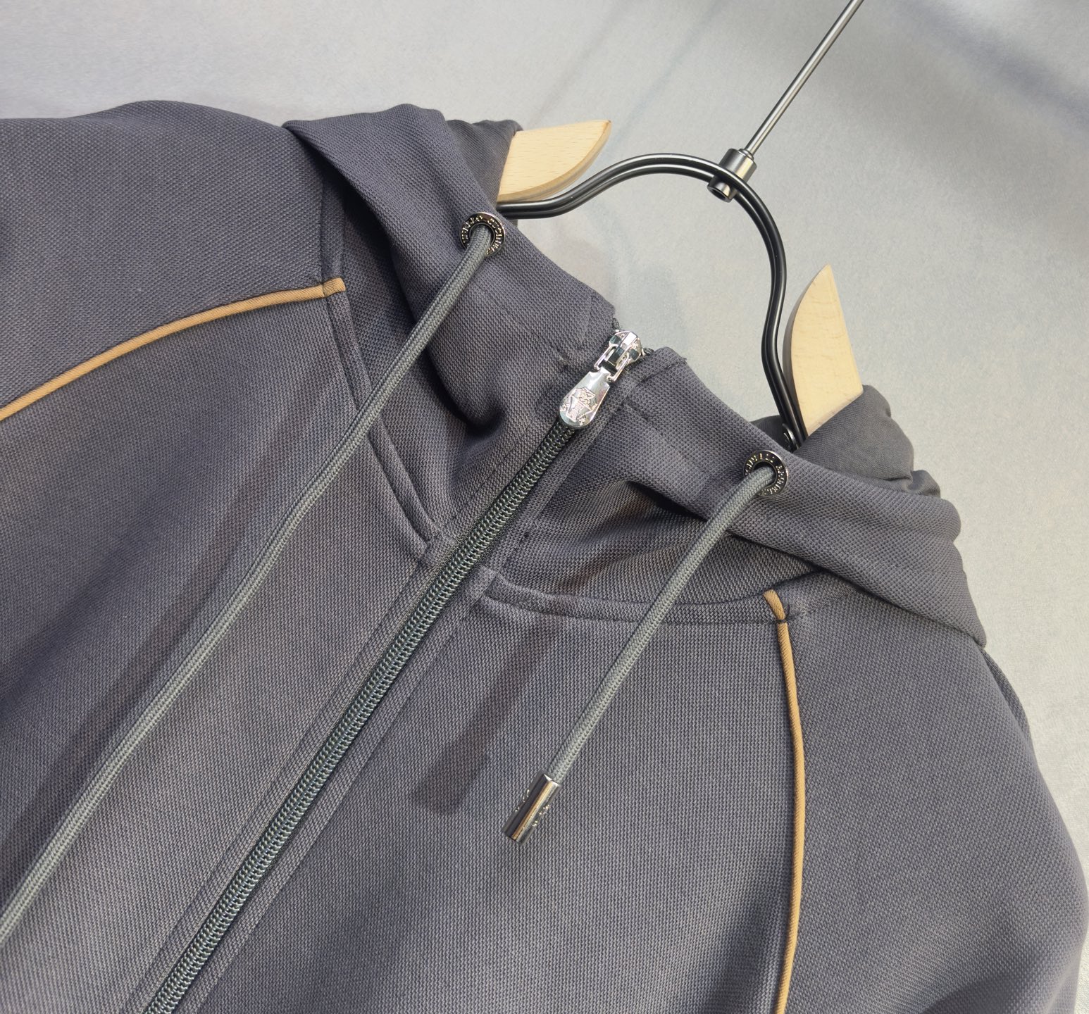 🔥 BC 2026新款男士休闲连帽卫衣外套！休闲帅气 连帽外套更是秋冬衣橱里必不可少的一件，百搭单品。胸