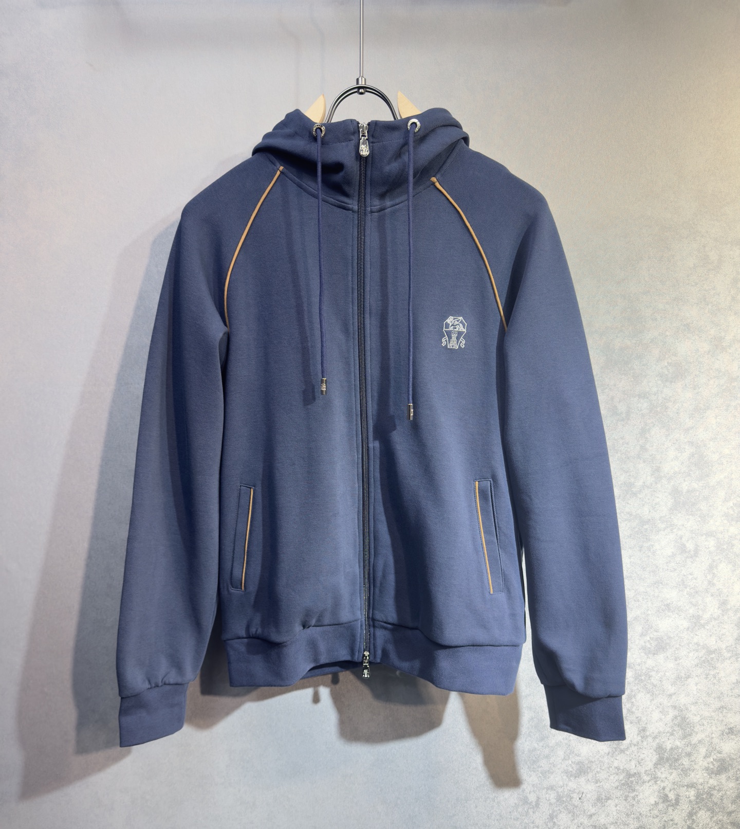 🔥 BC 2026新款男士休闲连帽卫衣外套！休闲帅气 连帽外套更是秋冬衣橱里必不可少的一件，百搭单品。胸