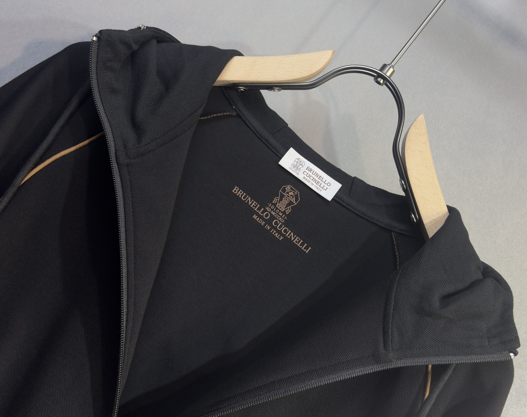 🔥 BC 2026新款男士休闲连帽卫衣外套！休闲帅气 连帽外套更是秋冬衣橱里必不可少的一件，百搭单品。胸