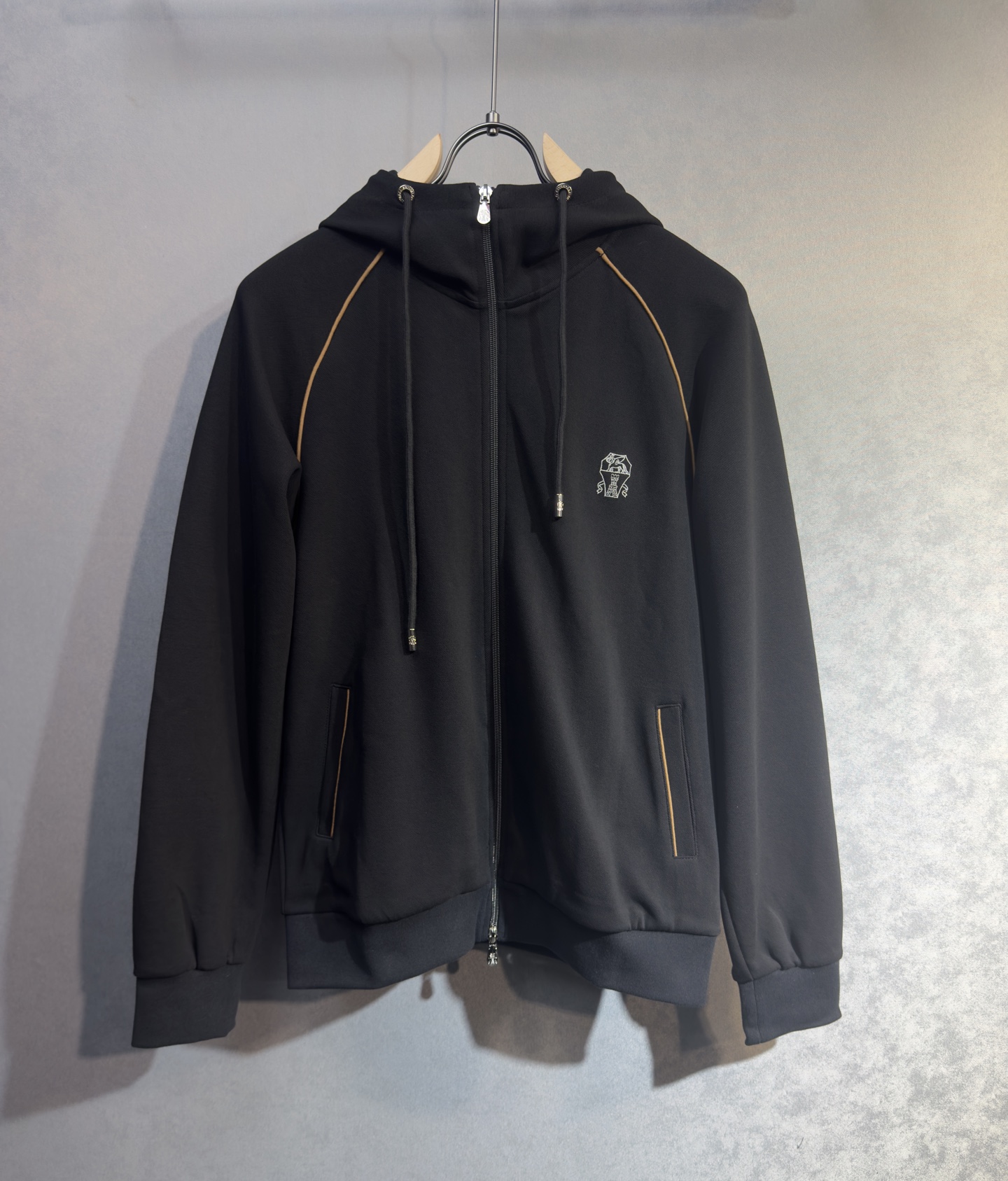 🔥 BC 2026新款男士休闲连帽卫衣外套！休闲帅气 连帽外套更是秋冬衣橱里必不可少的一件，百搭单品。胸