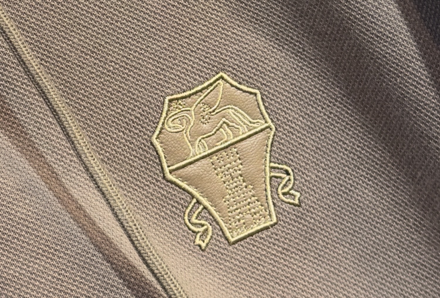 🔥 BC 2026新款男士休闲连帽卫衣外套！休闲帅气 连帽外套更是秋冬衣橱里必不可少的一件，百搭单品。胸