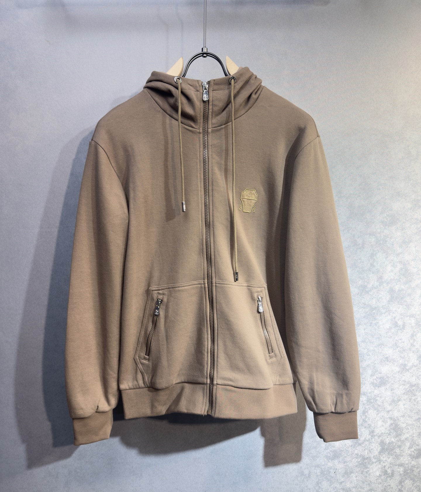 🔥 BC 2026新款男士休闲连帽卫衣外套！休闲帅气 连帽外套更是秋冬衣橱里必不可少的一件，百搭单品。胸