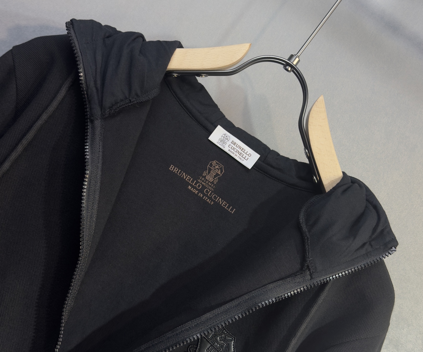 🔥 BC 2026新款男士休闲连帽卫衣外套！休闲帅气 连帽外套更是秋冬衣橱里必不可少的一件，百搭单品。胸