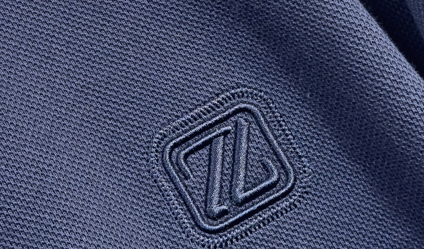 🔥ZEGNA 杰尼亚 2026新款男士休闲连帽卫衣外套！休闲帅气 连帽外套更是秋冬衣橱里必不可少的一件，