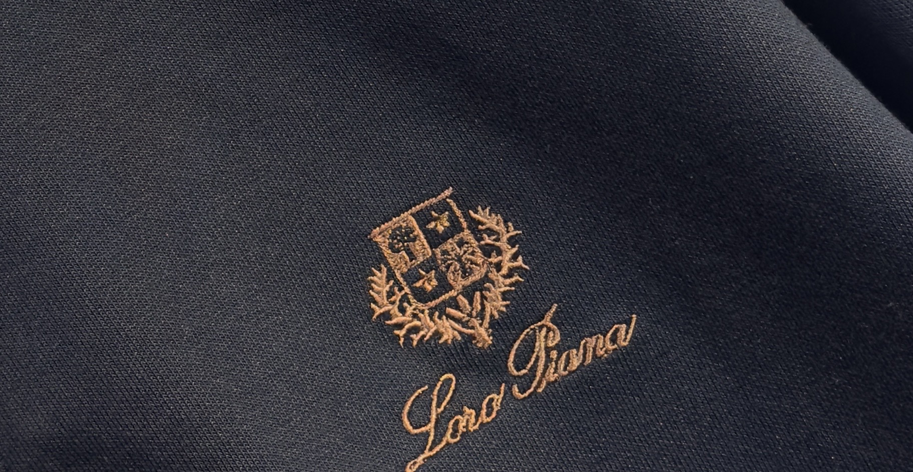 🔥Loro Piana 诺悠翩雅 2026新款男士休闲连帽卫衣外套！休闲帅气 连帽外套更是秋冬衣橱里必不