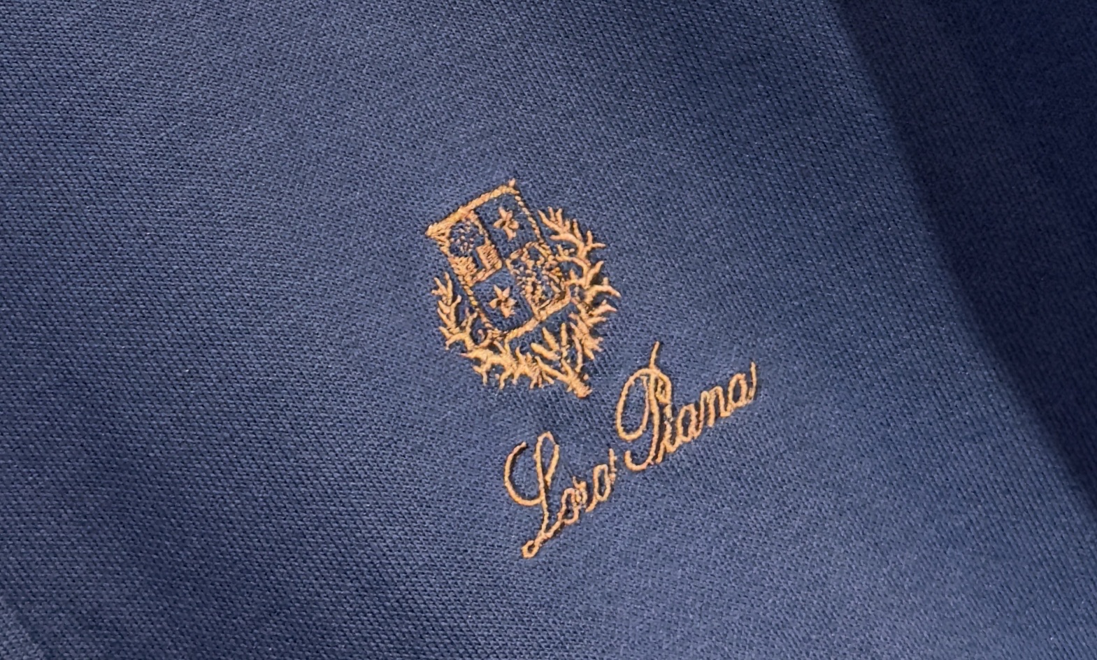 🔥Loro Piana 诺悠翩雅 2026新款男士休闲连帽卫衣外套！休闲帅气 连帽外套更是秋冬衣橱里必不