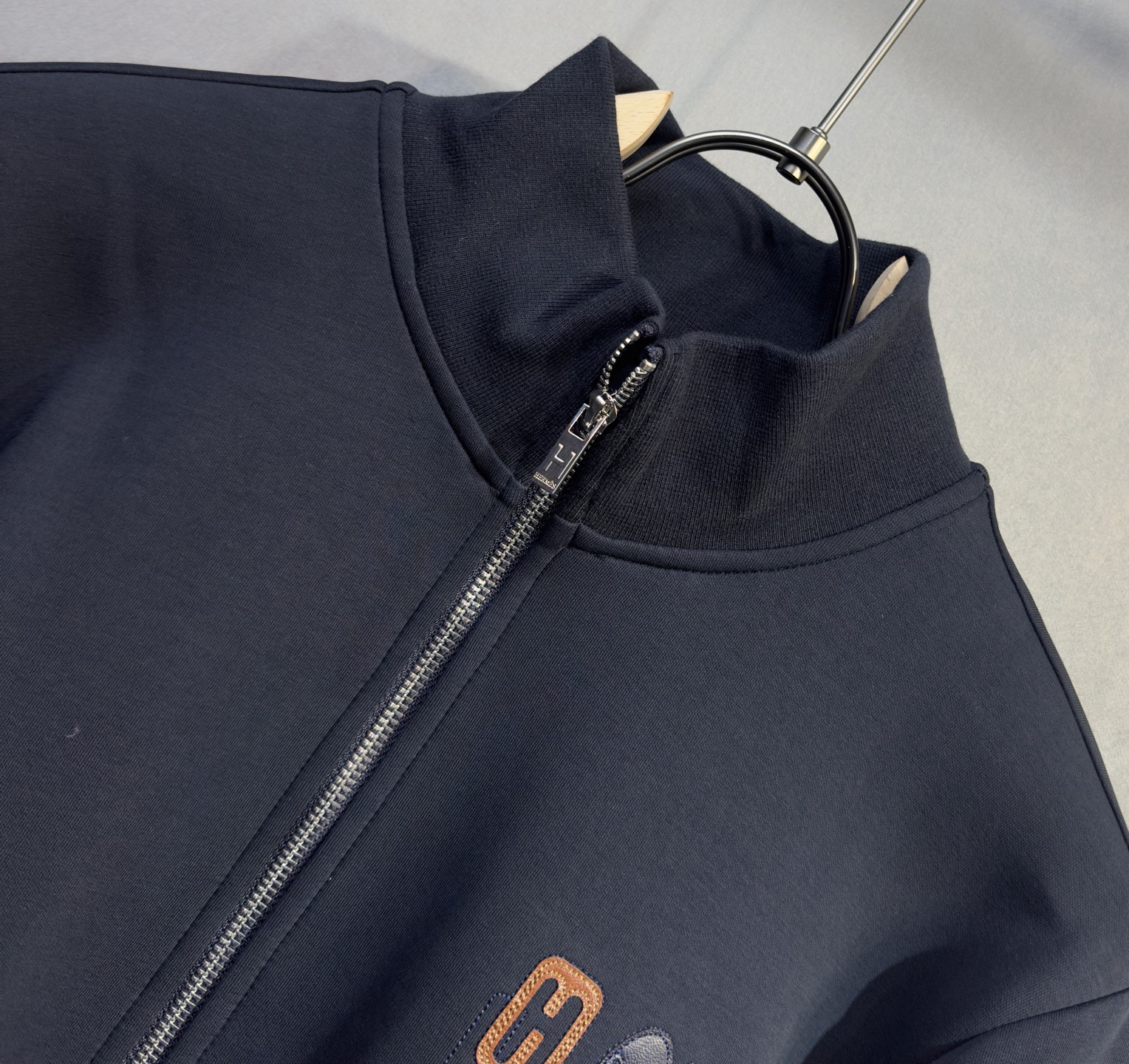 🔥HERMES 爱马仕 2026新款男士休闲连帽卫衣外套！休闲帅气 连帽外套更是秋冬衣橱里必不可少的一件