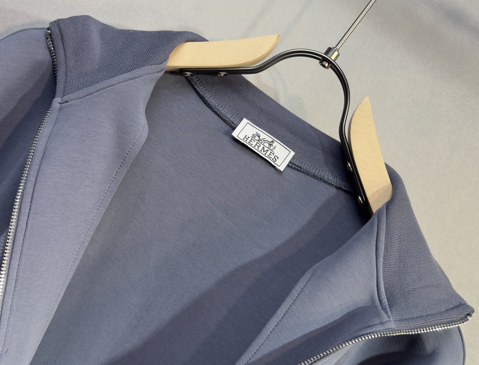 🔥HERMES 爱马仕 2026新款男士休闲连帽卫衣外套！休闲帅气 连帽外套更是秋冬衣橱里必不可少的一件