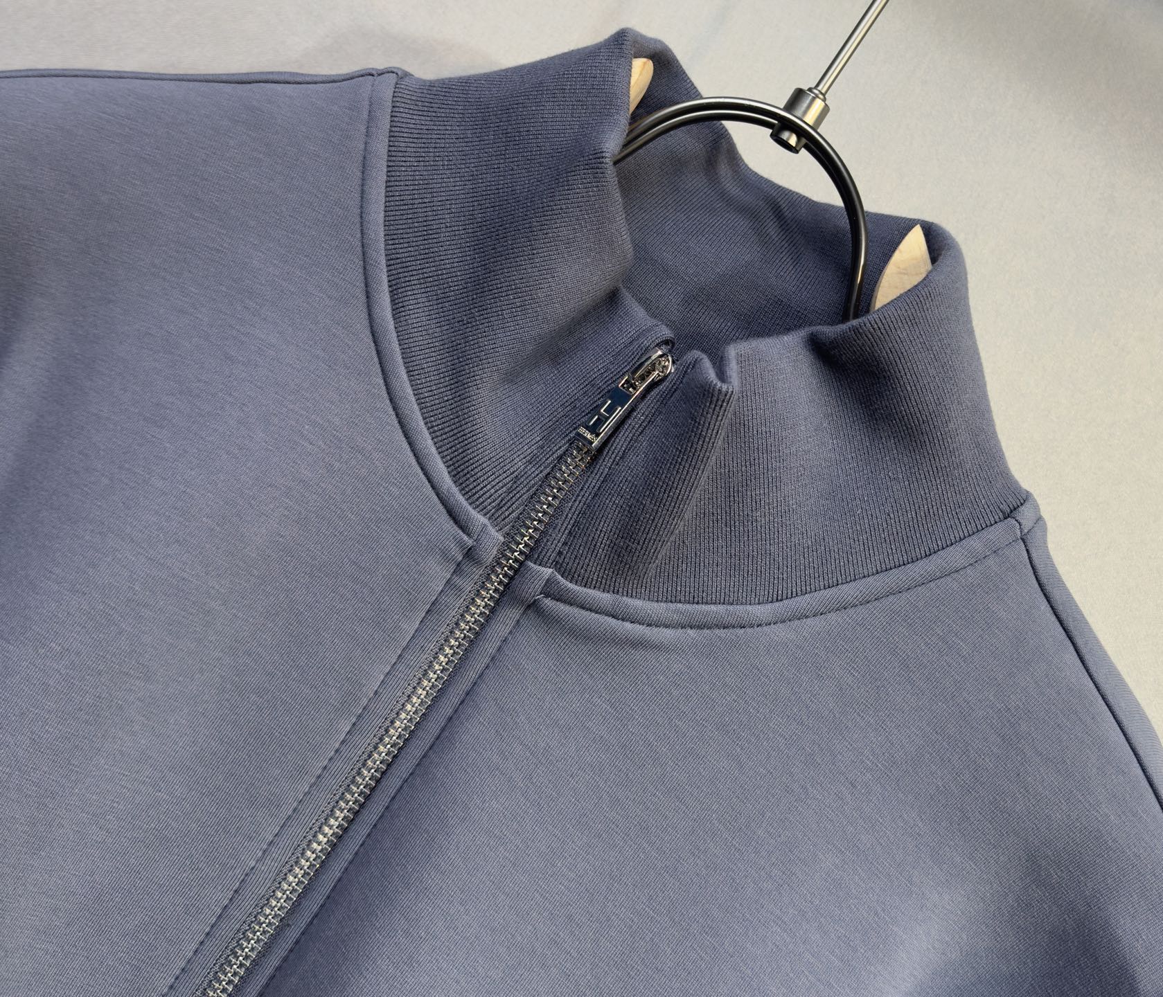 🔥HERMES 爱马仕 2026新款男士休闲连帽卫衣外套！休闲帅气 连帽外套更是秋冬衣橱里必不可少的一件