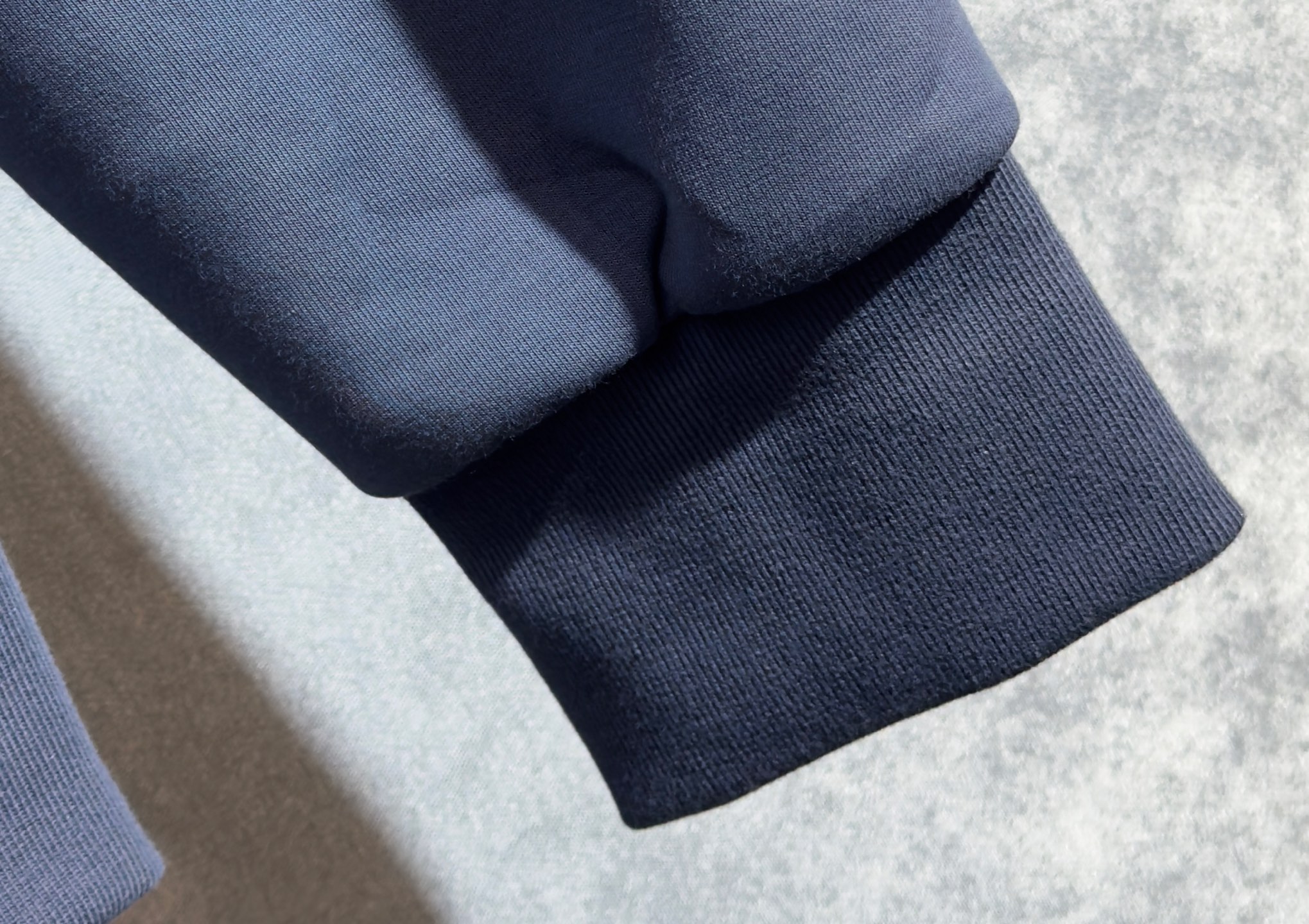 🔥HERMES 爱马仕 2026新款男士休闲连帽卫衣外套！休闲帅气 连帽外套更是秋冬衣橱里必不可少的一件