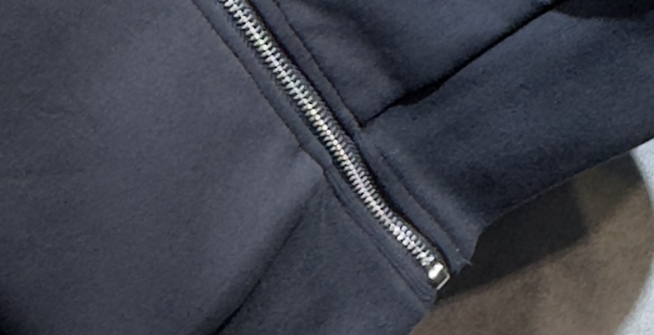 🔥HERMES 爱马仕 2026新款男士休闲连帽卫衣外套！休闲帅气 连帽外套更是秋冬衣橱里必不可少的一件