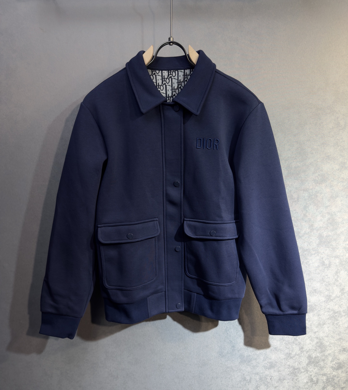 🔥DIOR 迪奥 2026新款男士休闲连帽卫衣外套！休闲帅气 连帽外套更是秋冬衣橱里必不可少的一件，百搭