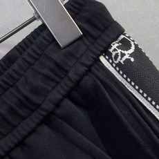 🔥DIOR 迪奥 26年新款休闲裤🔥专柜热销款 品味与价值共享 身穿着非常舒适 低调不失奢华 穿出去非常 🔥DIOR 迪奥 26年新款休闲裤🔥专柜热销款 品味与价值共享 身穿着非常舒适 低调不失奢华 穿出去非常