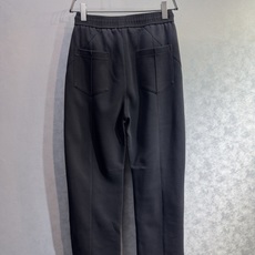 🔥LOEWE 罗意威 26年新款休闲裤🔥专柜热销款 品味与价值共享 身穿着非常舒适 低调不失奢华 穿出去 🔥LOEWE 罗意威 26年新款休闲裤🔥专柜热销款 品味与价值共享 身穿着非常舒适 低调不失奢华 穿出去