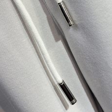 🔥LOEWE 罗意威 26年新款休闲裤🔥专柜热销款 品味与价值共享 身穿着非常舒适 低调不失奢华 穿出去 🔥LOEWE 罗意威 26年新款休闲裤🔥专柜热销款 品味与价值共享 身穿着非常舒适 低调不失奢华 穿出去