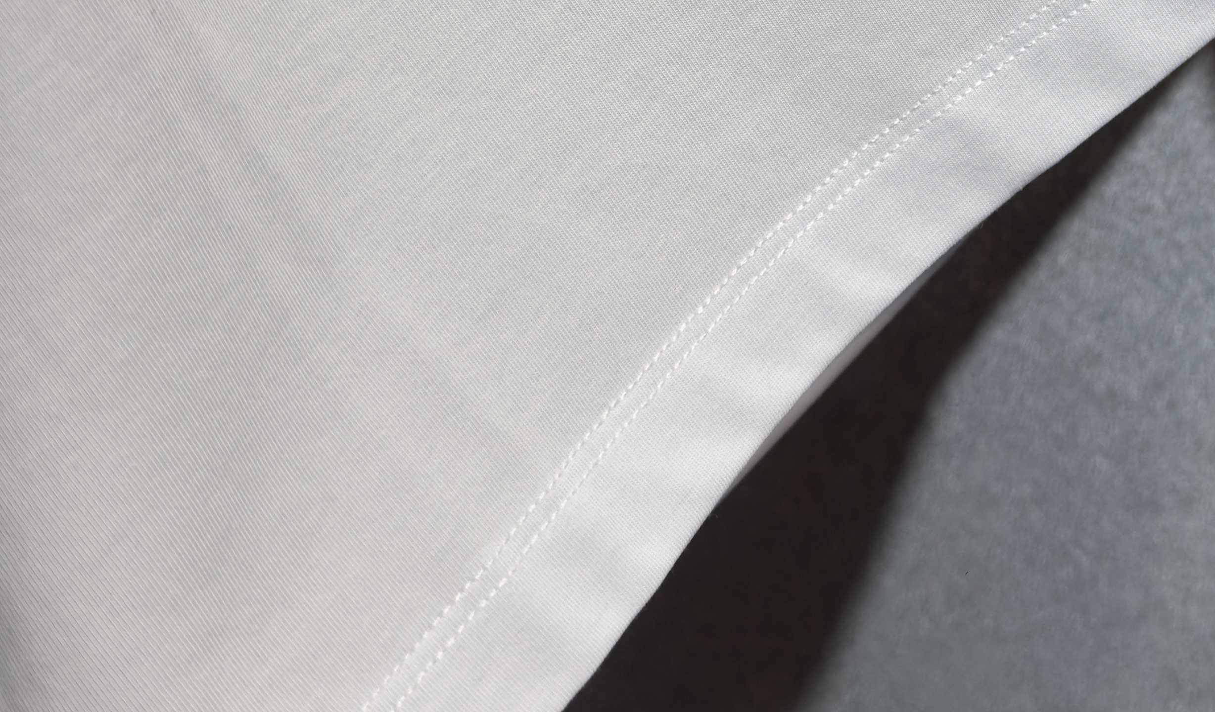 🔥🔥ARMANI 阿玛尼 高端定制 2026早春独家专供新款原单短袖T恤 高端版本 采用天丝丝光棉面料 