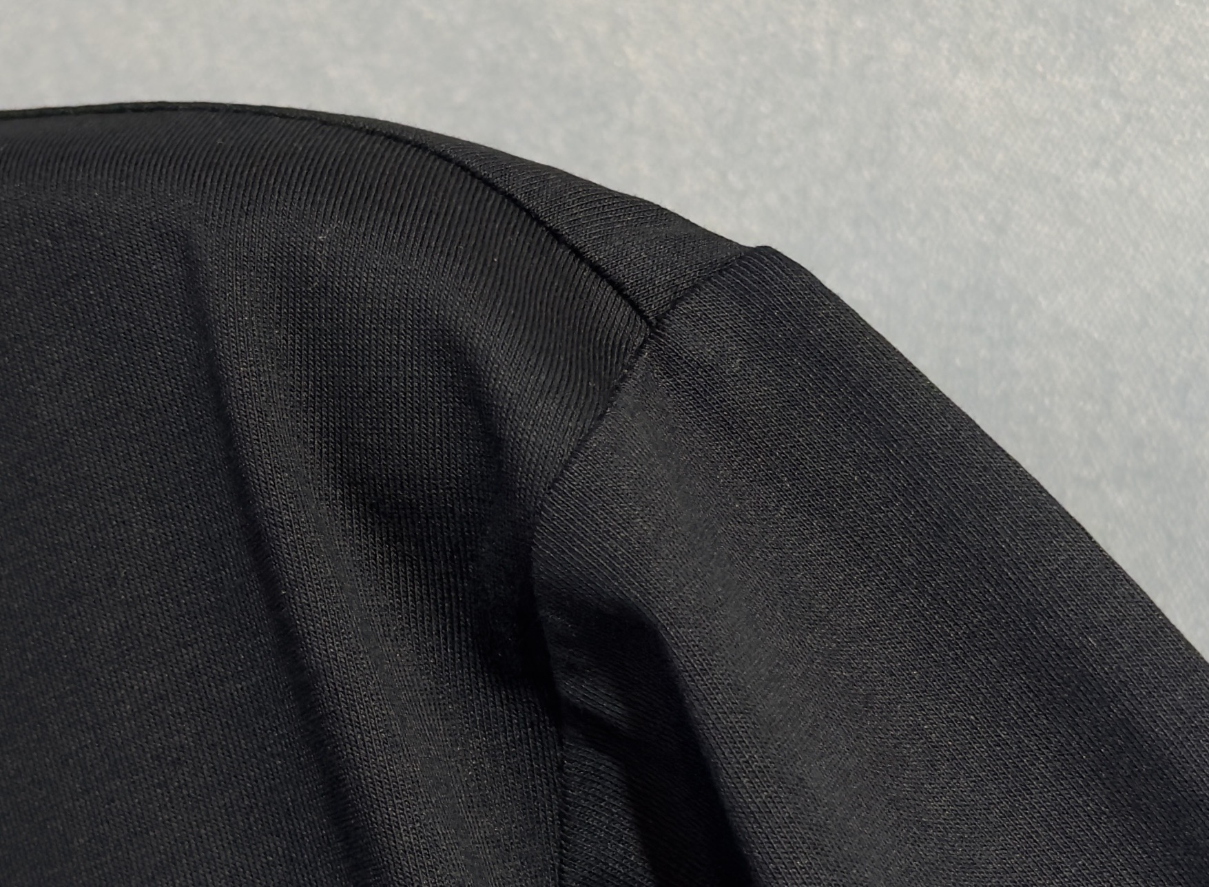 🔥🔥ARMANI 阿玛尼 高端定制 2026早春独家专供新款原单短袖T恤 高端版本 采用天丝丝光棉面料 