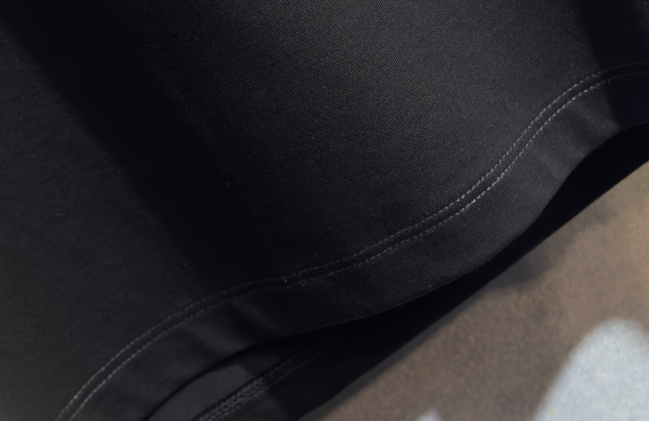 🔥🔥ARMANI 阿玛尼 高端定制 2026早春独家专供新款原单短袖T恤 高端版本 采用天丝丝光棉面料 