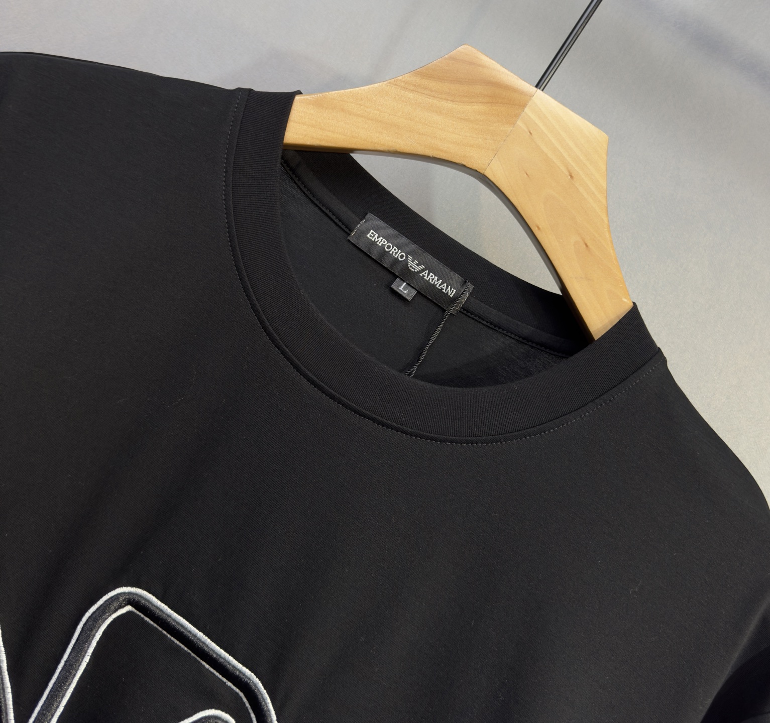 🔥🔥ARMANI 阿玛尼 高端定制 2026早春独家专供新款原单短袖T恤 高端版本 采用天丝丝光棉面料 