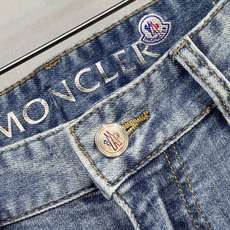 🔥MONCLER 蒙口 26年新款牛仔裤🔥专柜热销款 品味与价值共享 身穿着非常舒适 低调不失奢华 穿出 🔥MONCLER 蒙口 26年新款牛仔裤🔥专柜热销款 品味与价值共享 身穿着非常舒适 低调不失奢华 穿出