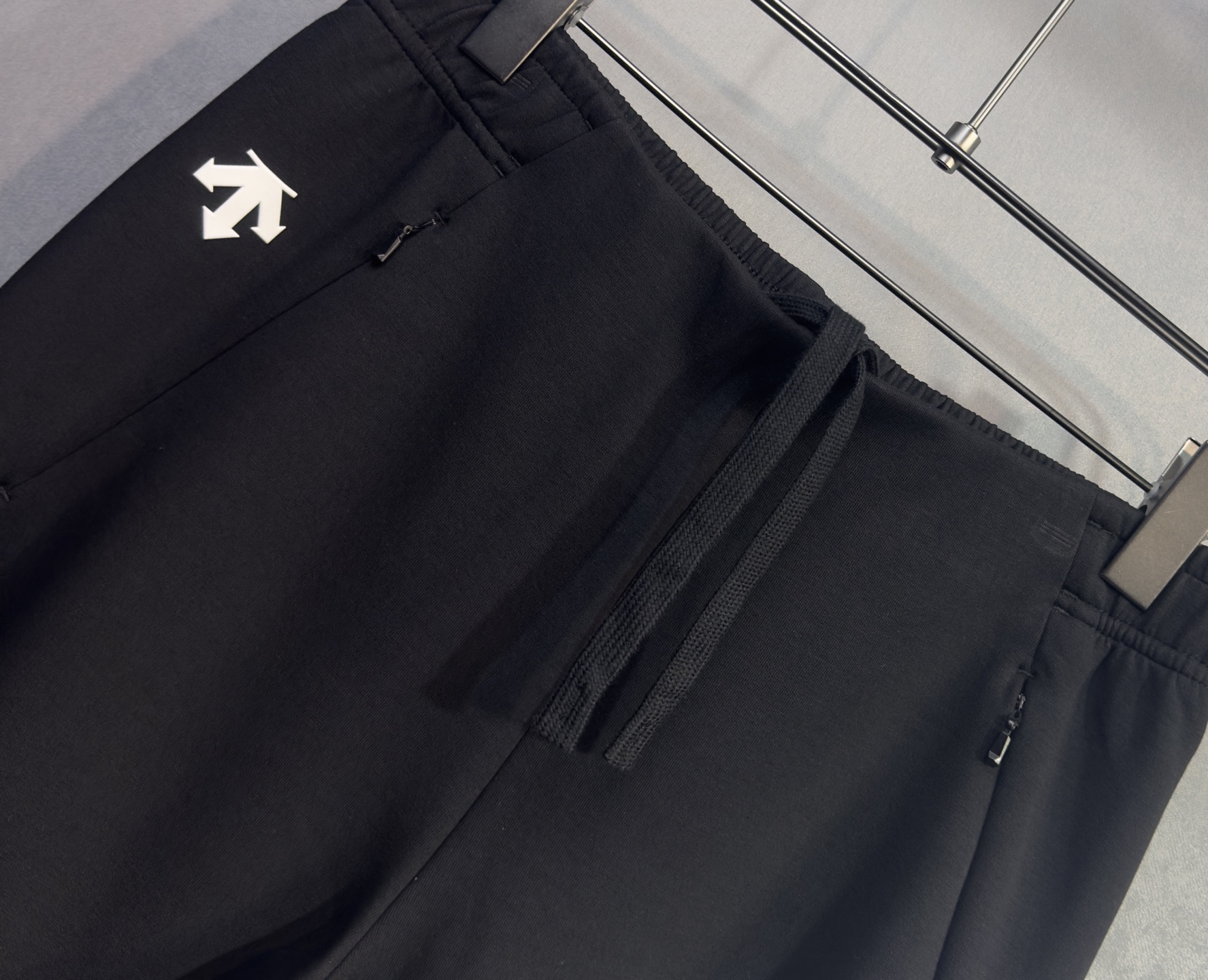 🔥迪桑特 2026早春新款休闲裤 宽松有度可修饰各种腿型 工装口袋休闲风 简约而不简单 经典又不失时尚感