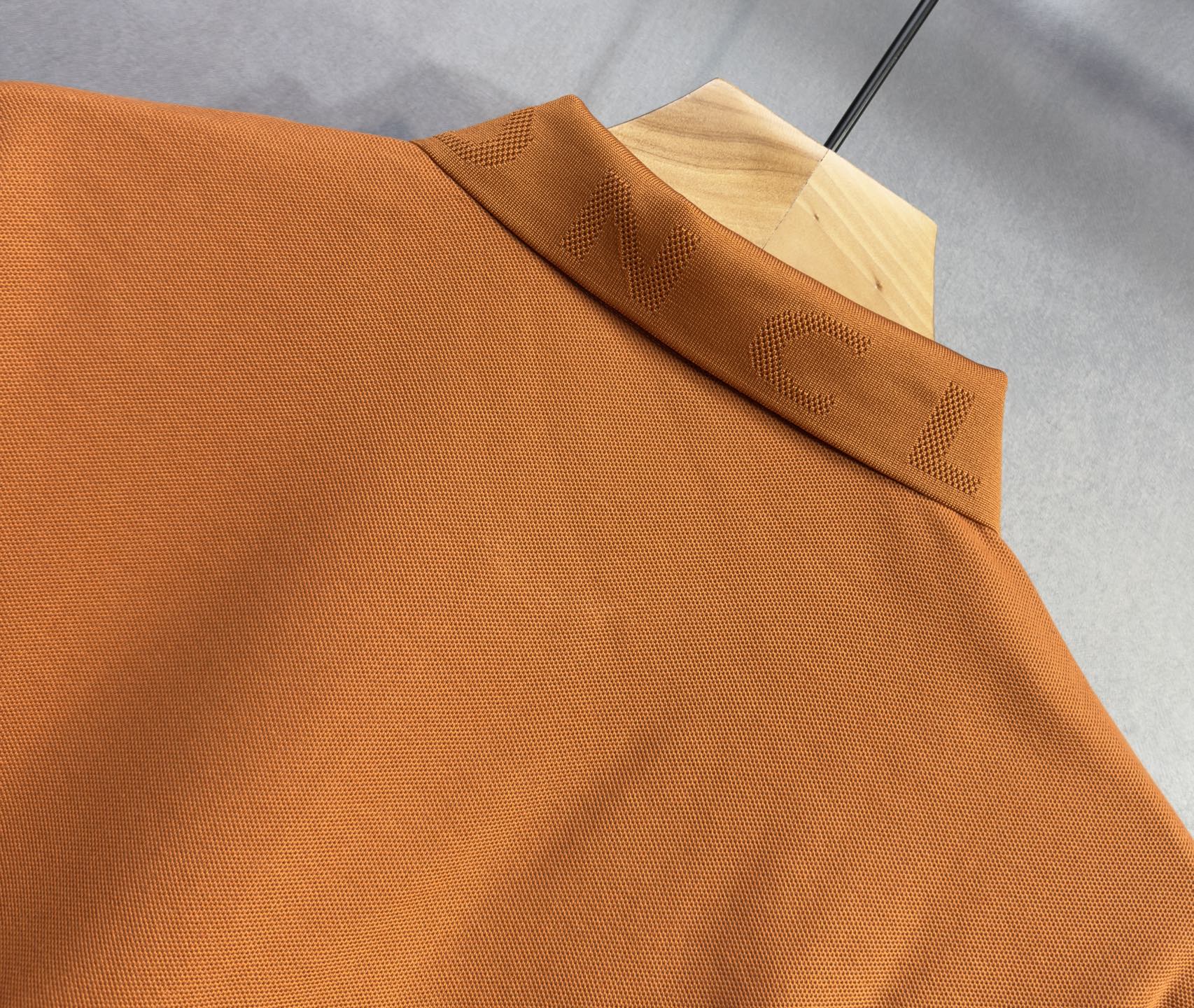 🔥🔥MONCLER 蒙口 高端定制 2026早春独家专供新款原单短袖T恤 高端版本 采用天丝丝光棉面料 