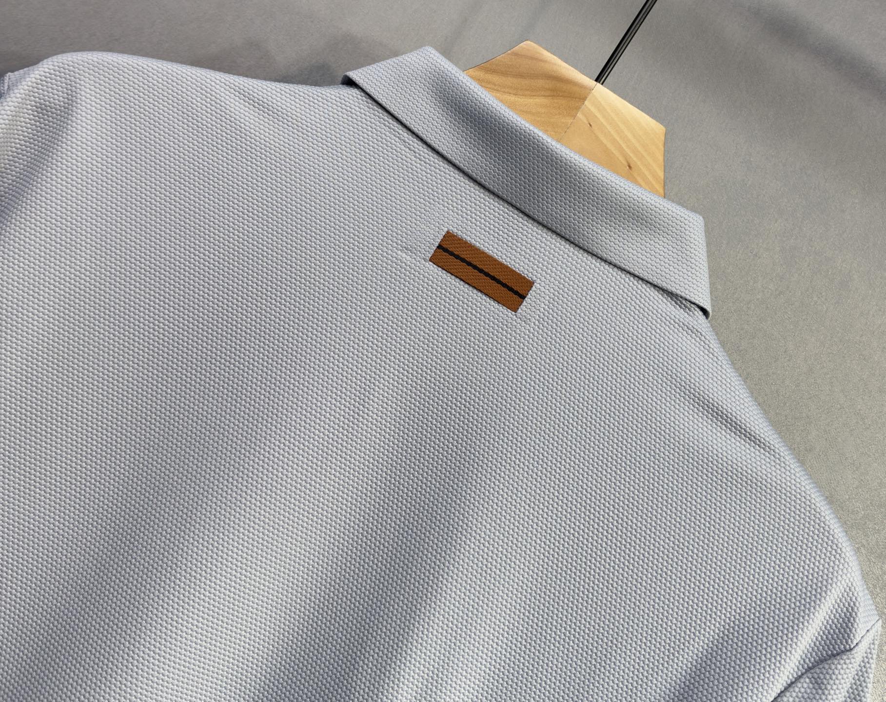 🔥🔥ZEGNA 杰尼亚 高端定制 2026早春独家专供新款原单短袖T恤 高端版本 采用天丝丝光棉面料 时