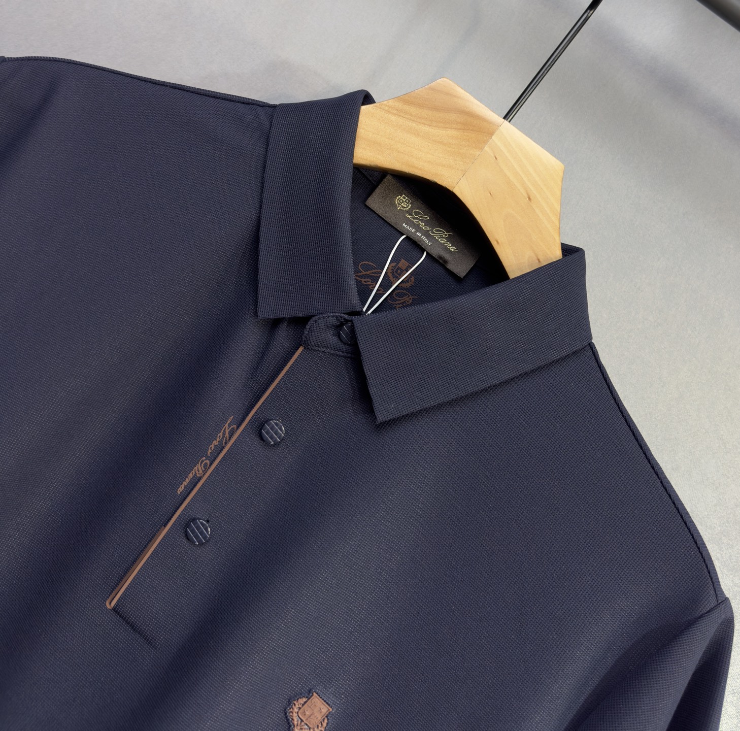 🔥loro Piana 诺悠翩雅 26年新款春夏短袖 最高版本客供定制纯棉面料 舒适透气 简单时尚款，配