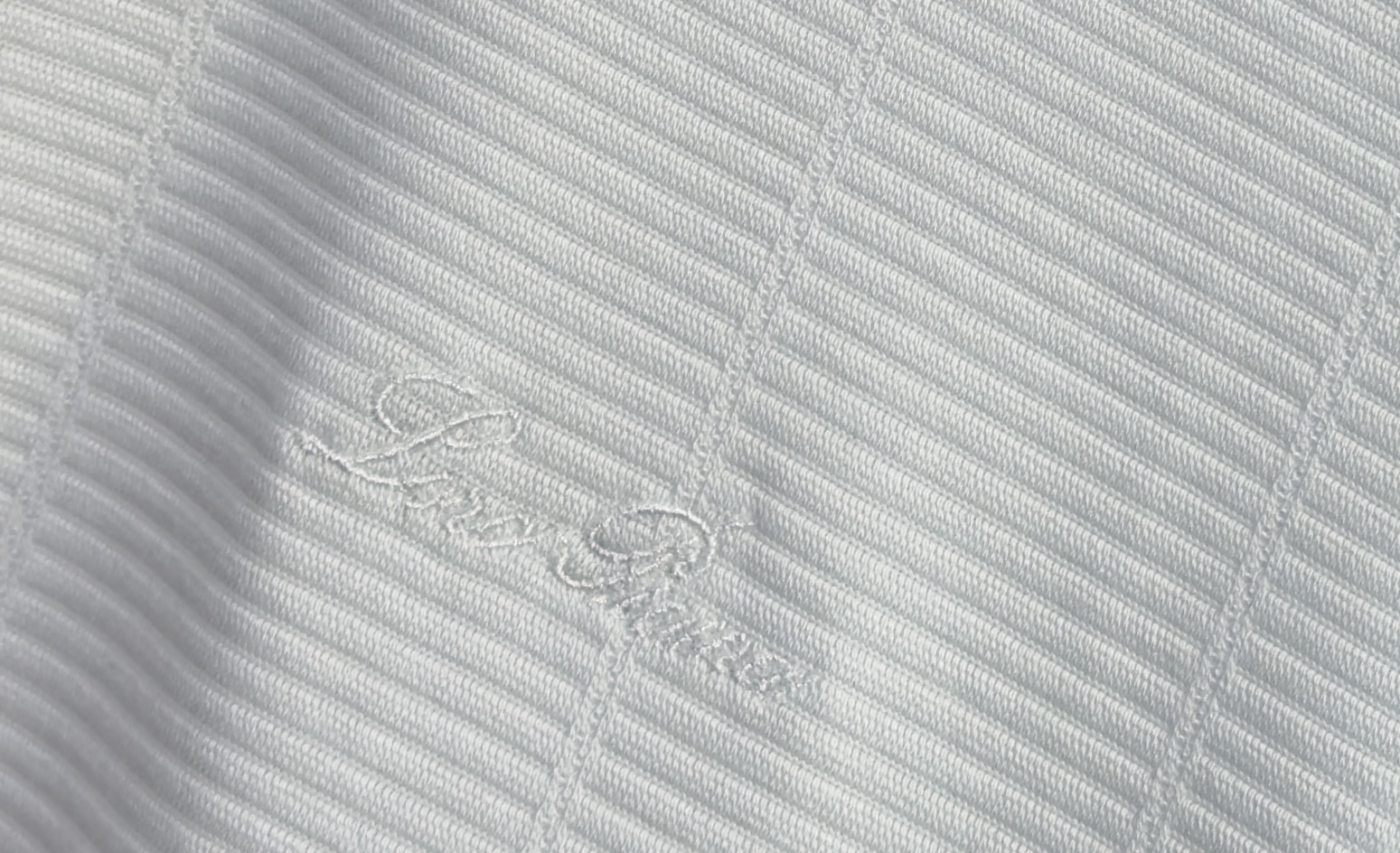 🔥loro Piana 诺悠翩雅 26年新款春夏短袖 最高版本客供定制纯棉面料 舒适透气 简单时尚款，配
