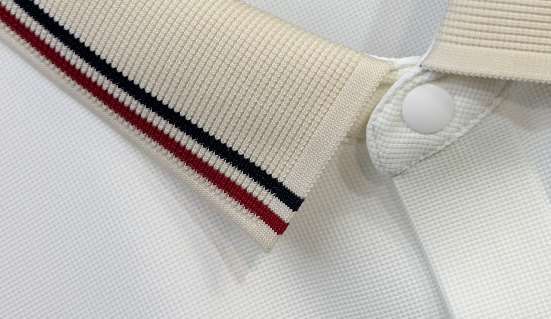 🔥🔥MONCLER 蒙口 高端定制 2026早春独家专供新款原单短袖T恤 高端版本 采用天丝丝光棉面料 