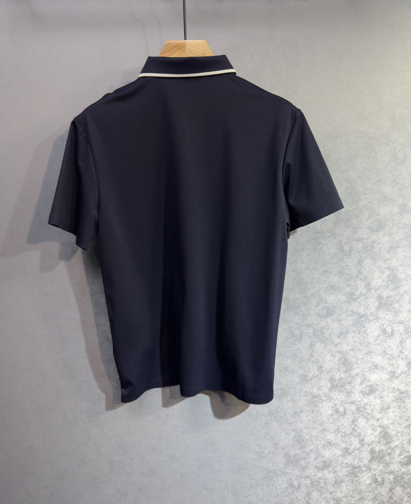 🔥ARMANI 阿玛尼 26年新款春夏短袖 最高版本客供定制纯棉面料 舒适透气 简单时尚款，配色超级好看
