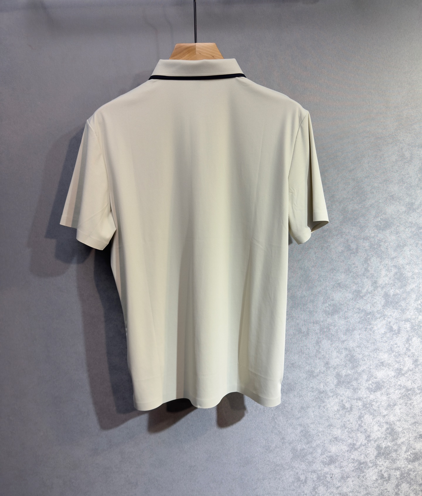 🔥ARMANI 阿玛尼 26年新款春夏短袖 最高版本客供定制纯棉面料 舒适透气 简单时尚款，配色超级好看