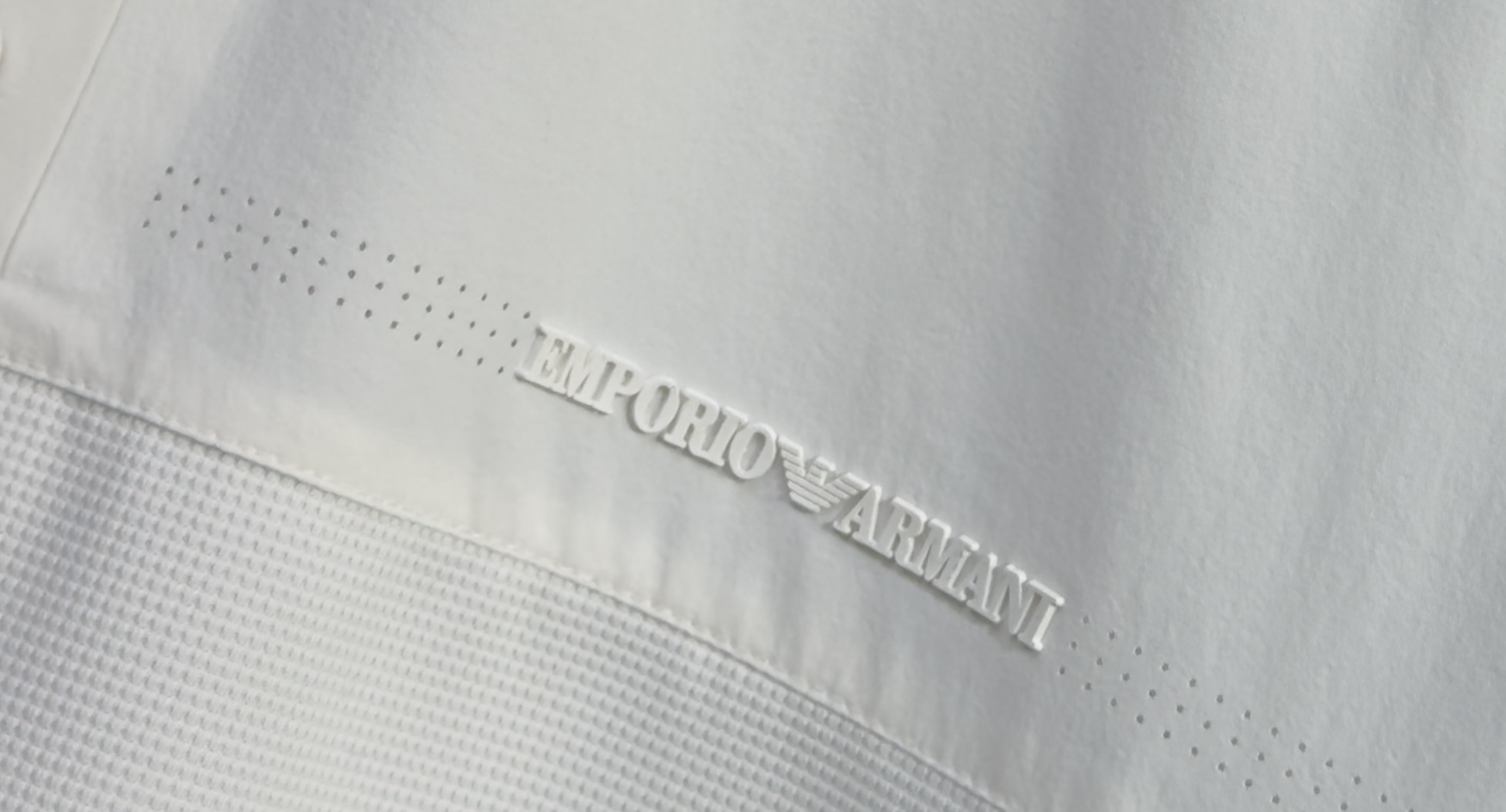 🔥ARMANI 阿玛尼 26年新款春夏短袖 最高版本客供定制纯棉面料 舒适透气 简单时尚款，配色超级好看