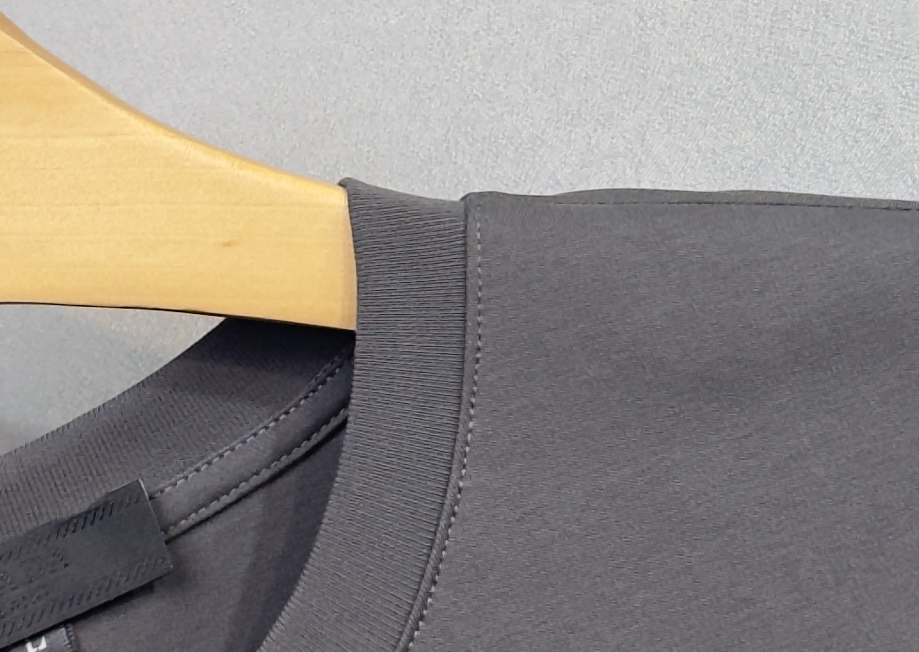 🔥🔥PRADA 普拉达 高端定制 2026早春独家专供新款原单短袖T恤 高端版本 采用天丝丝光棉面料 时