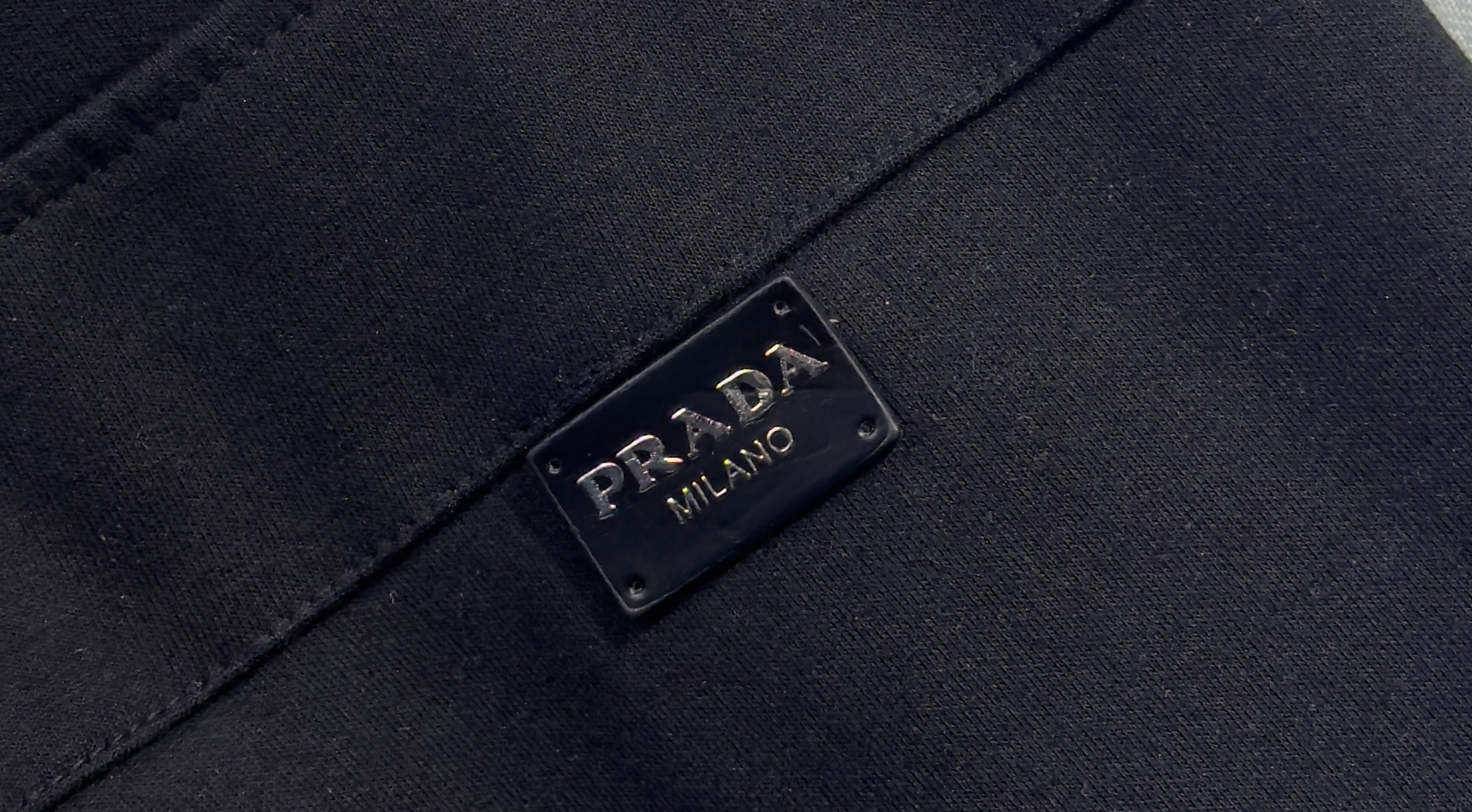 🔥Prada 普拉达 26年新款休闲裤🔥专柜热销款 品味与价值共享 身穿着非常舒适 低调不失奢华 穿出去