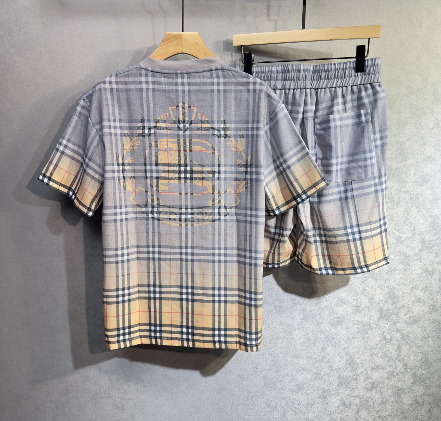 博柏利 Burberry 高级成衣风衣外套及大衣服饰 #432C5A60 2