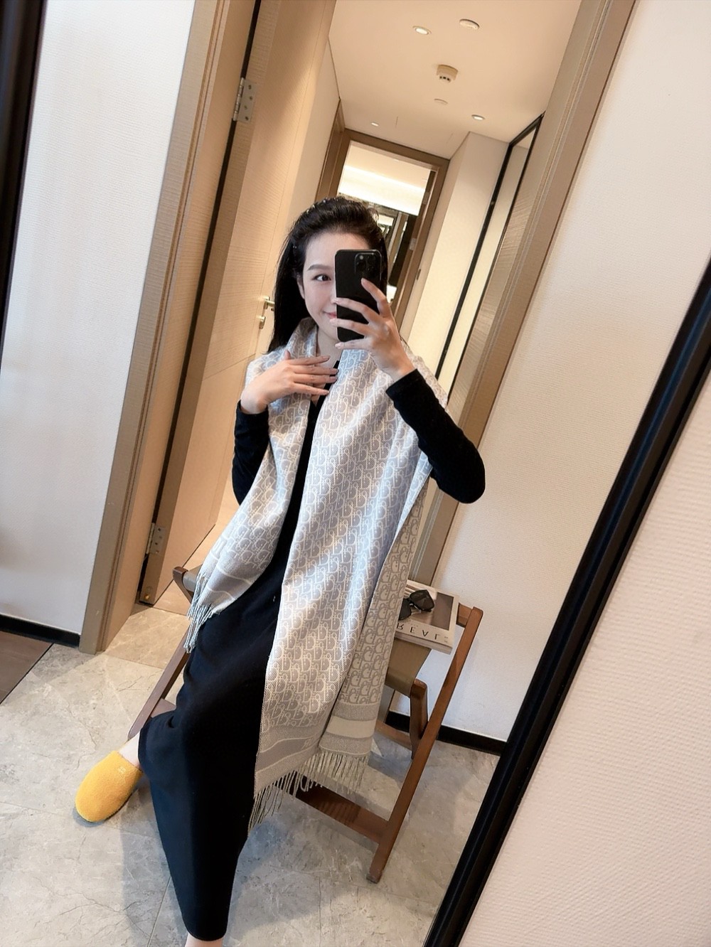 NO:163777,The new model is never out of date. When I buy it, the model that is very good for goddess and daily life is very easy to match. I look so energetic and needless to say, the details can be seen clearly. The high-standard quality size 50180cm ordinary scarf, ordinary scarf19860909新款永不过时,买到都说好女神及日常都非常好搭配的款平时穿搭也非常好搭配,整个人看起来都会神采奕奕好多不用多说,细节品质都看得清楚,绝对获赞的高规格品质尺寸50180cm普通围巾,普通围巾,scarf