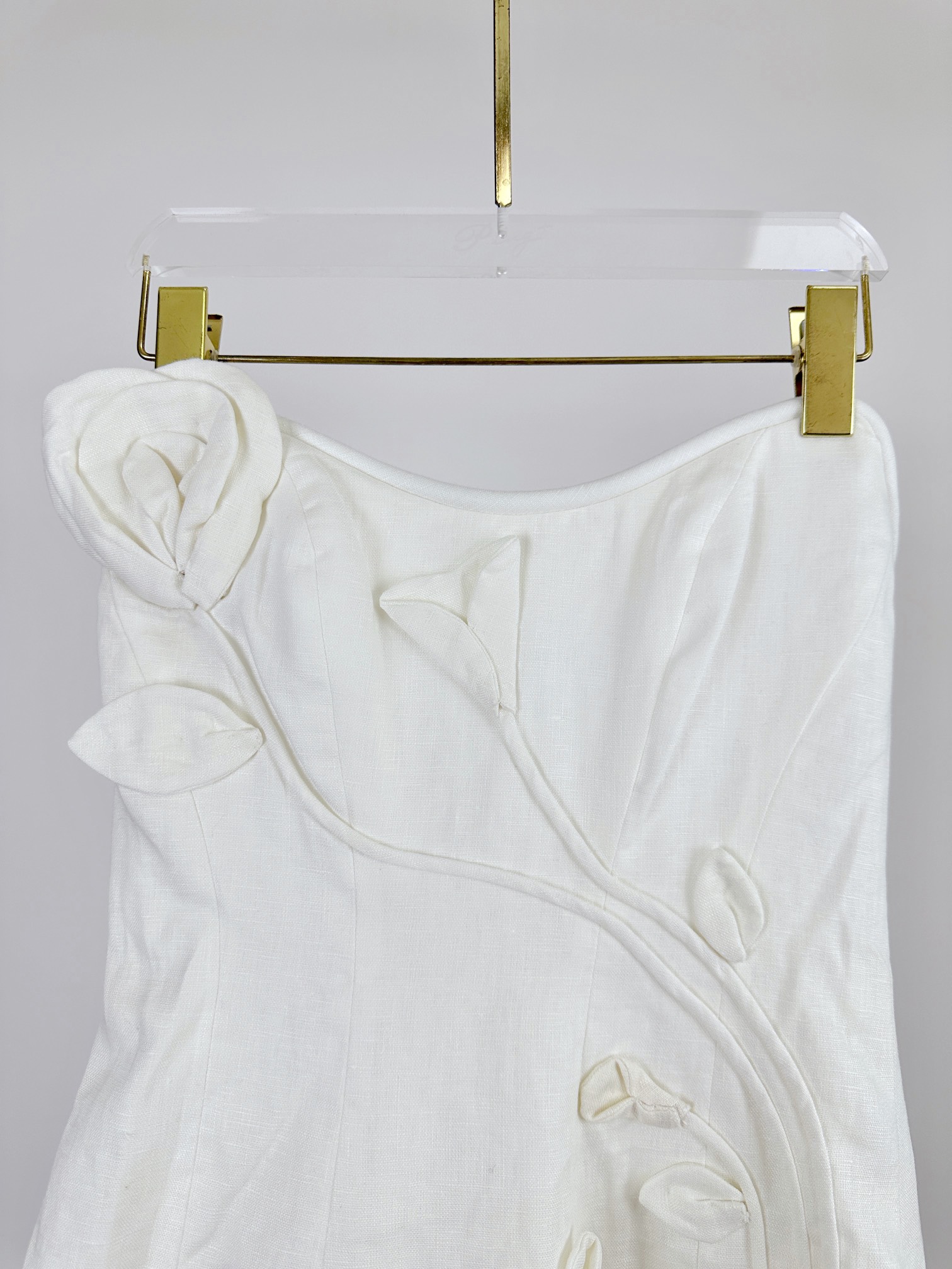 ZIMMERMANN’s “Matchmaker 3-D” Suit Features Mini Skirts and Chain Locks - 图片 2