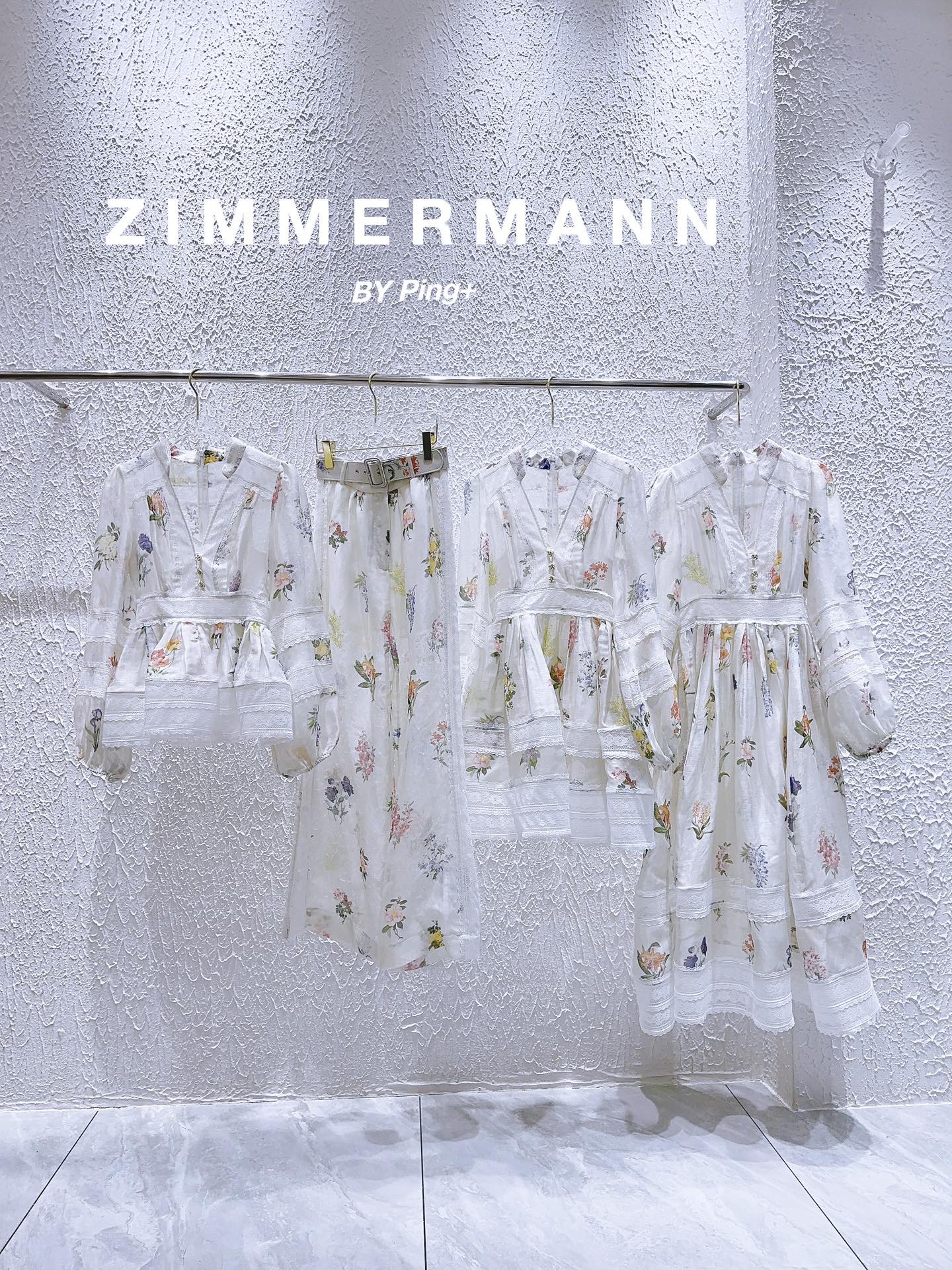Zimmermann בגדים שמלות מכנסיים ומכנסיים טרוזר חולצות ובלוזים לקנות למכור
 מתפשט לייס
