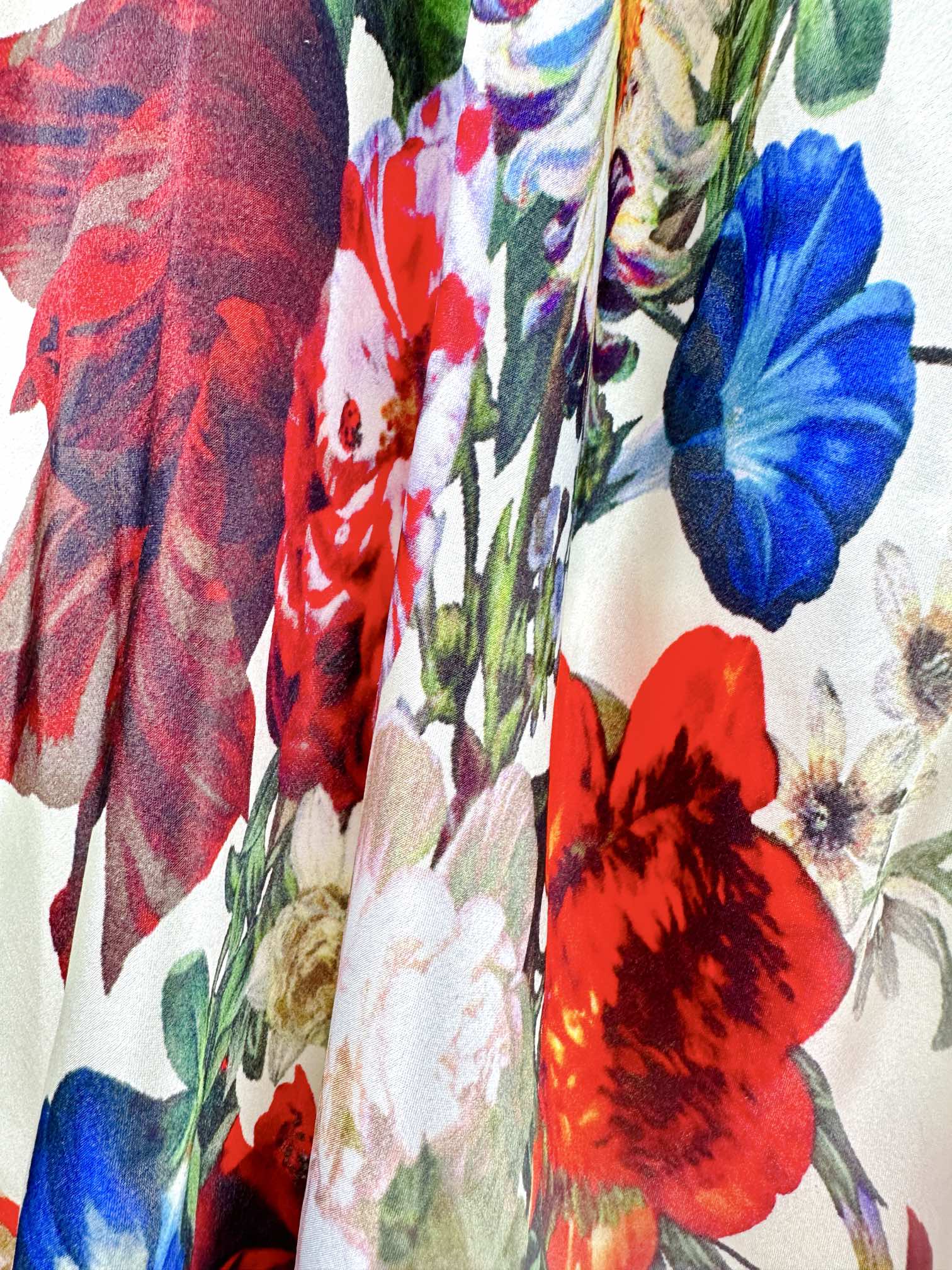 Original Hardcore Female Suit “Camilla” in Silk with Floral Design and Crystal Details - 图片 7