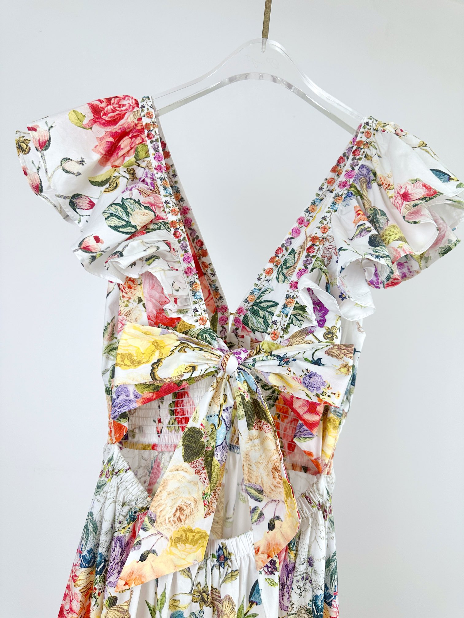 “Camilla Dress: Cotton Fabric, V-Collar, Elastic Wrinkles, Crystal Hottips. #F2281” - 图片 3