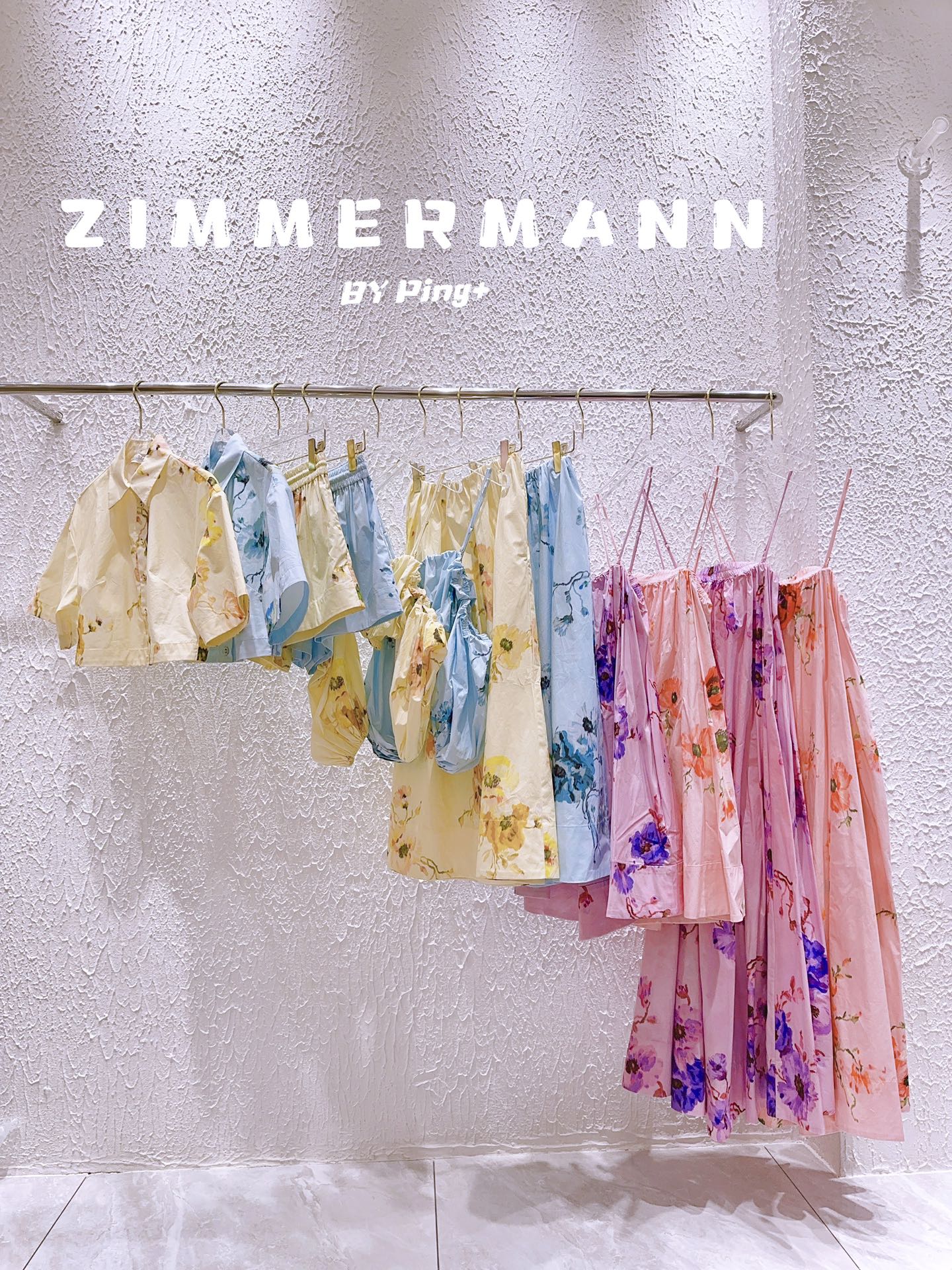 Zimmermann ملابس قمصان & البلوزات السراويل القصيرة التنانير F2260229