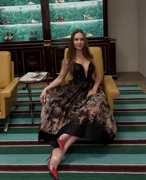 Zimmermann 'Illuminate' Floral Print Midi Dress - Elegant & Romantic 1 Zimmermann 'Illuminate' Floral Print Midi Dress - Elegant & Romantic