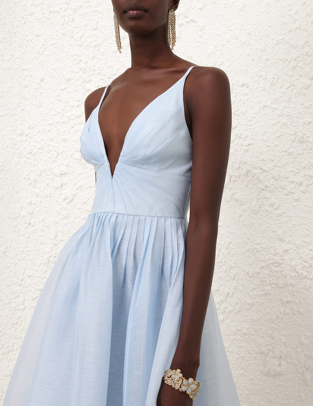 “Fresh Start with Zimmermann’s Elegant Zimav Tie Midi Dress for Spring/Summer” - 图片 4