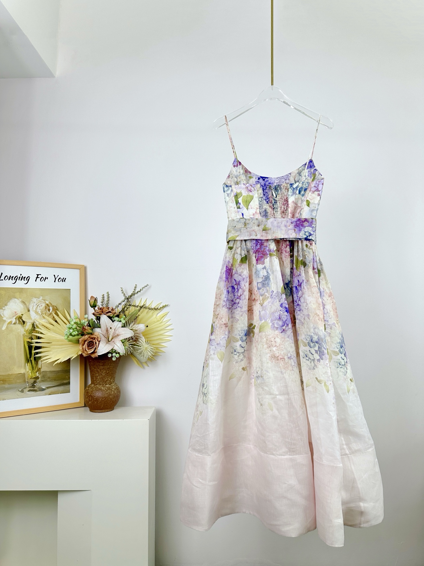Zimmermann Illumination Dress: One-Size-Fits-All Suit with Unique Features - 图片 2