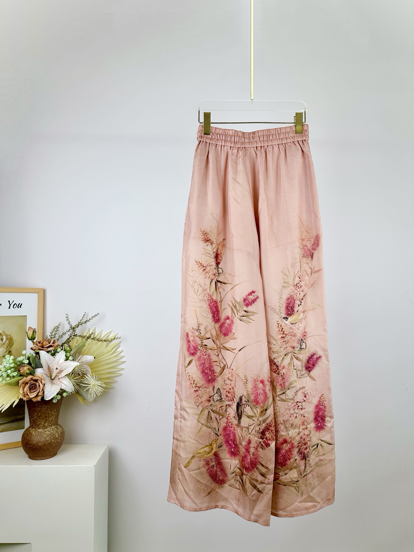 “ZIMMERMANN Cascadian Summer Bathing Suit Series: Cotton, Mid-Crop Design, Pants Folding” - 图片 2