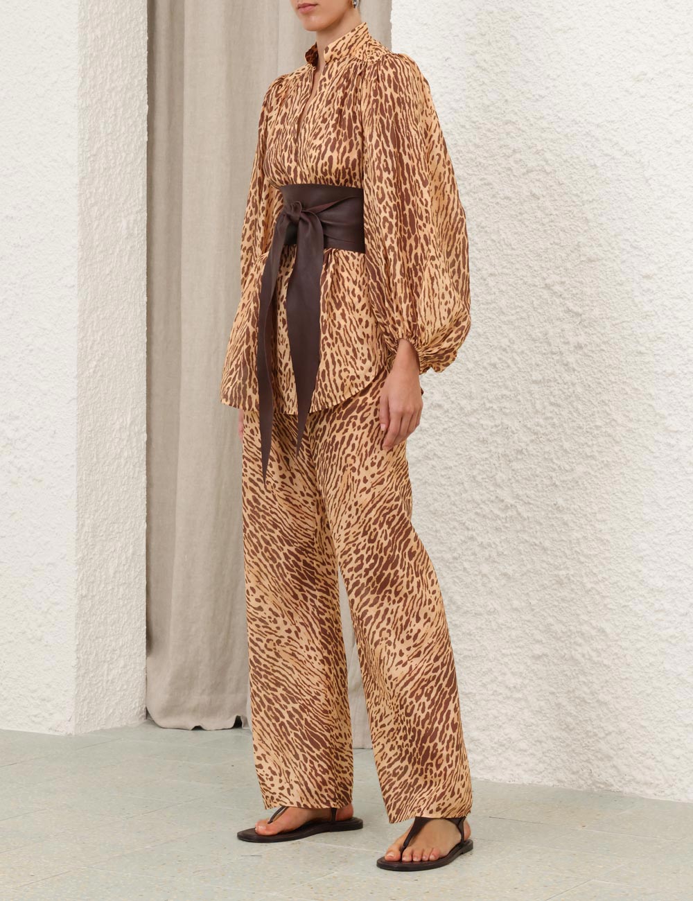 “New Zimmermann 25 Spring Summer Collection: Cascadian Tan Panther Print Top and Pants in Retro Pattern” - 图片 2