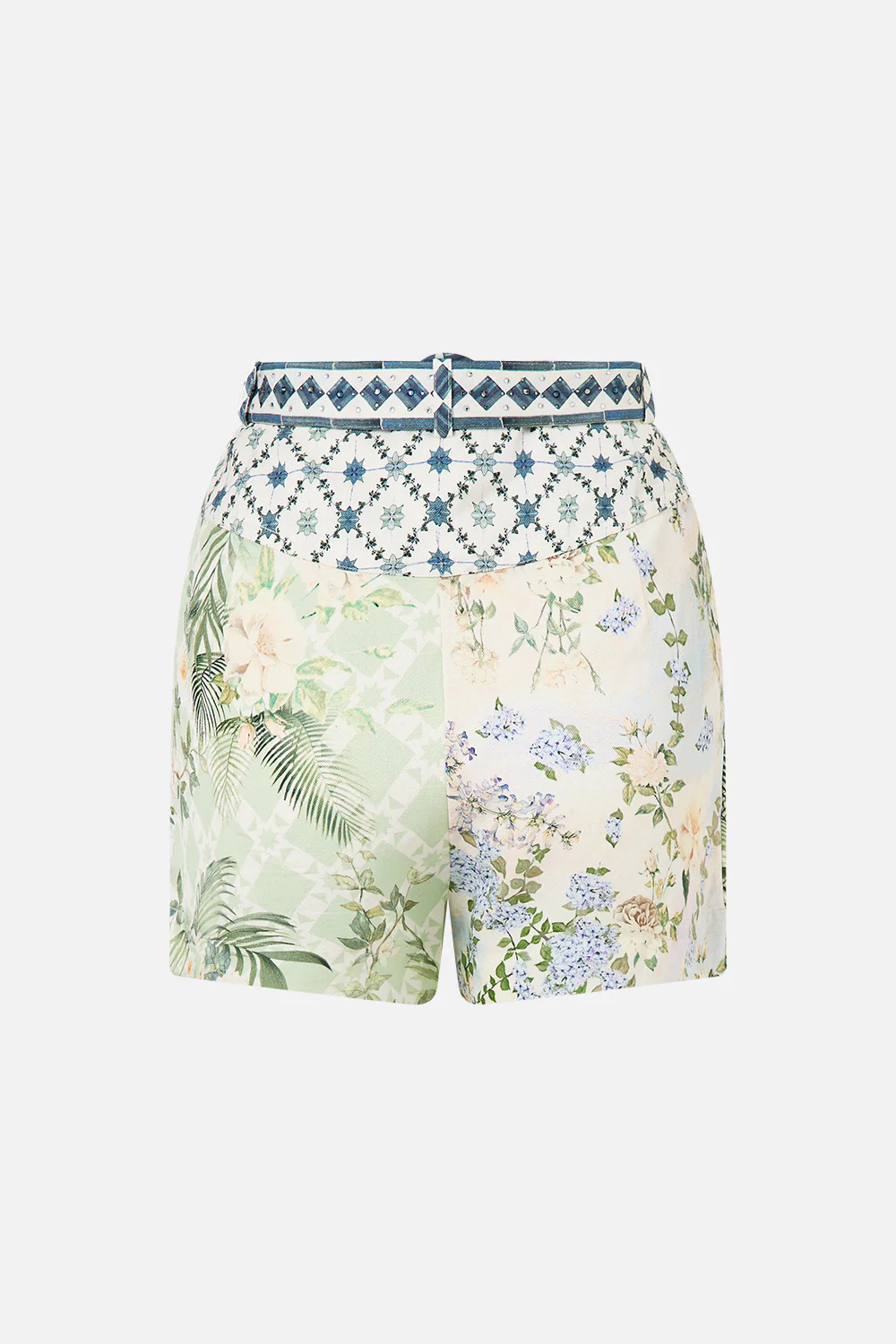 Camilla 25 Brand: Green Flower Series Shorts in Austro-American Style, Various Sizes. - 图片 7