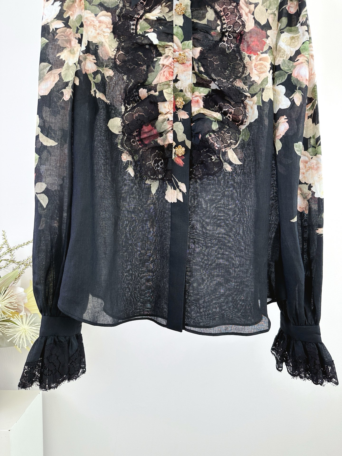 Zimmermann Hypnotic Floral Lace-Trimmed Linen Shirt, Autumn Collection 9 i1756539896968 8500 0 7