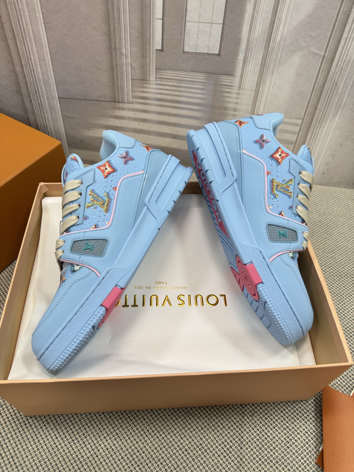 Louis Vuitton 专柜款经典鞋履 4